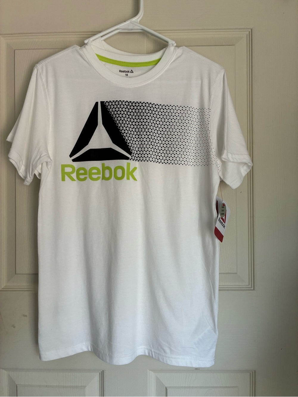 Reebok graphic T big boy size XXL NWTG